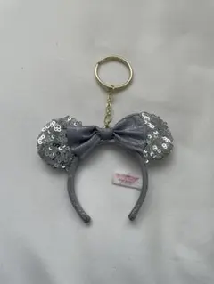 ミニーマウス風グレー耳型キーホルダー