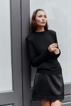【極美品】ZARA 肩パッド入りニットセーター 黒 M（試着のみ）