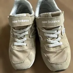 New Balance ベージュ スニーカー マジックテープ付き21cm