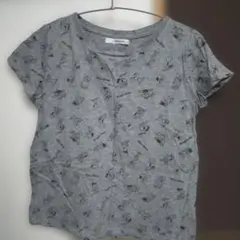 UNRELISH スヌーピー 総柄Tシャツ グレー 半袖のサムネイル