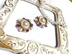 赤紫の貴婦人の耳飾りピアスorイヤリング