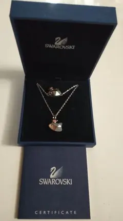 【美品】スワロフスキー ネックレス，ブレスレットセット