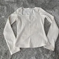 ホワイト リブ編み 長袖Tシャツ　裏起毛　スクエアネックレ