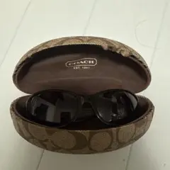 COACH ブラックサングラス ケース付き