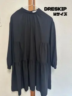 【大幅値下げ！】DRESKIP ティアードワンピース ブラック Mサイズのサムネイル