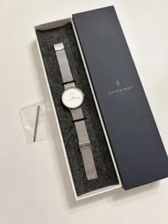 nordgreen アナログ腕時計 シルバー メッシュバンドのサムネイル
