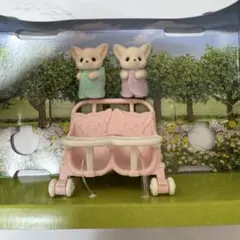 シルバニア　フェネックファミリー　　フェネック　小さい赤ちゃん ベビーカー