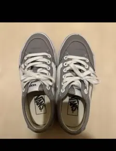 Item thumbnail for item aecf824b-8a04-4c3e-bc32-33cb469cf75c