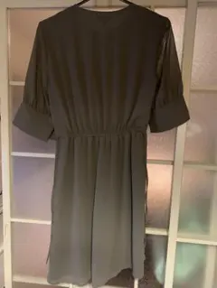 SALE⭐︎最終値下げ　カーキ　膝丈　半袖　ワンピース　夏