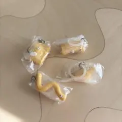 PASTAめじるしアクセサリー カプセルトイ ガチャガチャ 4個セット 匿名配送