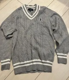 ④イーストボーイ　グレー Vネックセーター 140