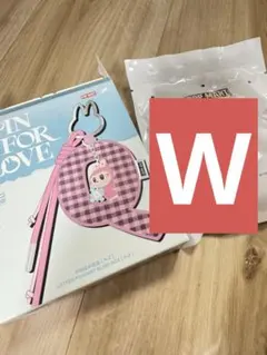 【W】ラブブ PIN FOR LOVE アルファベット キーホルダー