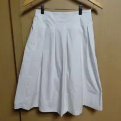 UNIQLO ホワイト フレアスカート S