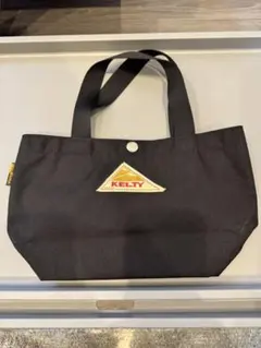 Item thumbnail for item 81192040-9aff-40ce-8a2f-74cc5b6c7988