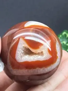 天然石　カーネリアン　スフィア　ジオード　丸玉台座付き⭐️1654