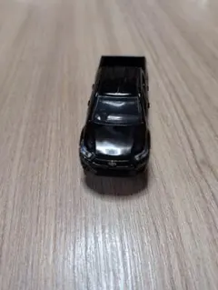 トミカ トヨタ ハイラックス ミニカー