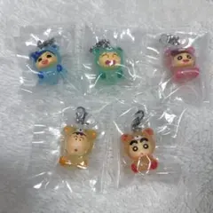 クレヨンしんちゃん　みんなでくまパジャマ　コンプリート めじるしアクセサリー