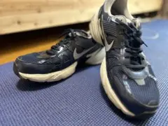 NIKE V2K RUN ネイビー 30m