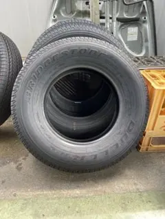 美品 DUNLOP A370 15インチタイヤ 2023年製造195/80R15 美品 DUNLOP A370 15インチタイヤ 2023年製造195/80R15 - メルカリ