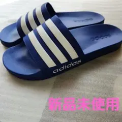 adidas ブルー スライドサンダル