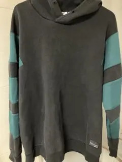 adidas パーカー　長袖　黒、緑　L