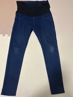 Item thumbnail for item c3893a58-2ffc-48b3-ba62-2b67e8553dd6