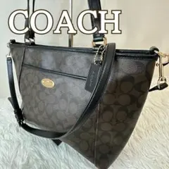 美品✨【COACH】ドーム型 ペイトン シグネチャー パフォレイテッド 