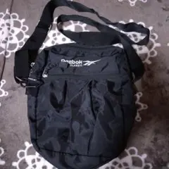 Reebok ショルダーバッグ ブラックのサムネイル