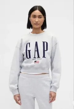 GAP グレー クロップドスウェット