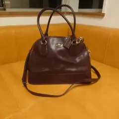 COACH バーガンディ レザー ショルダーバッグ ボストン