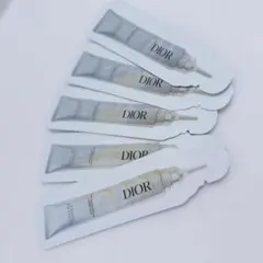 Dior カプチュールトータルヒアルショット