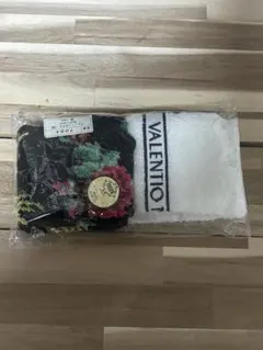 ２枚セット！新品！　FEILER 花柄 タオルハンカチ 黒