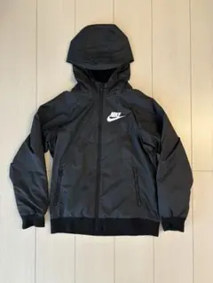 NIKE フード付きブラックジャケット
