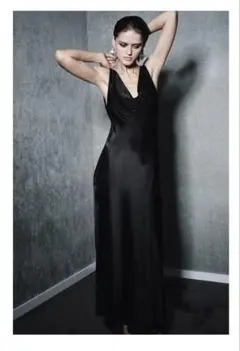 ZARA サテンロングワンピース　XSサイズ　新品未使用