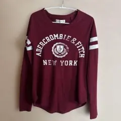 Abercrombie & Fitch バーガンディ 長袖Tシャツ XS
