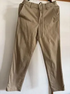 UNIQLO ベージュ ストレートレッグパンツ XS
