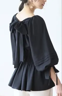 【新品】 ルイルエブティック シャーリングスクエアブラウス ブラック LL