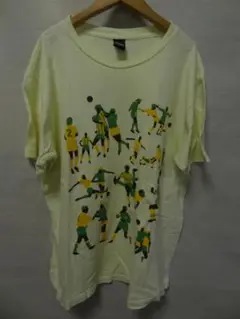 グラニフgraniphサッカーイラスト 薄い黄色 半袖 Tシャツ Lサイズ