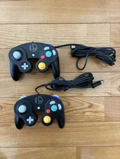 ゲームキューブ コントローラー スマブラブラック　2個