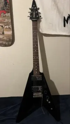 R*8様 FERNANDES BSV-80 ハードケース付 フライングV - メルカリ