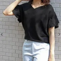 美品✨️IENA Oggiコラボ ラッフル袖プルオーバー Vネック ニット 半袖のサムネイル