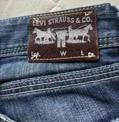 LEVI STRAUSS & CO. デニムパンツ スリムフィット