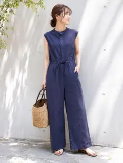 【美品✨️】ノースリーブオールインワン ネイビーのサムネイル