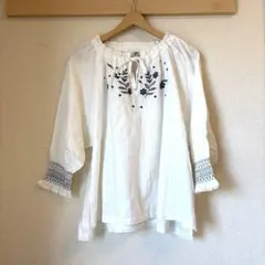 JOURNEE EN ROSE×NU QUITTEZ PAS 刺繍ブラウス - メルカリ