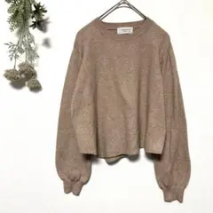 OPAQUE｜裾アシンメトリーニット｜クルーネック｜ボリュームスリーブ｜ベージュ