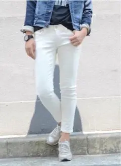 【YANUK】 パトリシアアンクルスキニーホワイトデニム