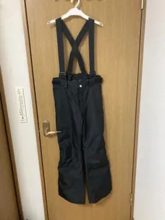 黒 サスペンダー付き スキーウェア 160
