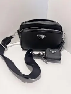 PRADA サフィアーノレザー ショルダーバッグのサムネイル