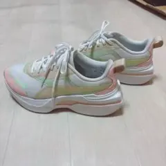 PUMA プーマ　スニーカー　春　 ホワイト/ピンク/グリーン/パステル
