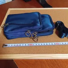 ネイビー 　スマホ ショルダーバッグ　未使用品　ハートジッパー